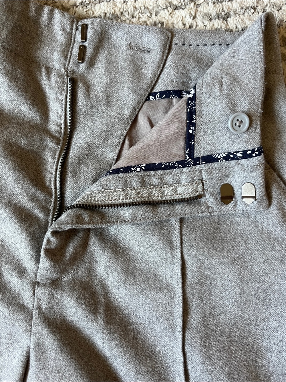 Anthropologie Cartonnier Wide-Leg Trousers Gray Size 4 Academia Capsule Minimal - Picture 4 of 8